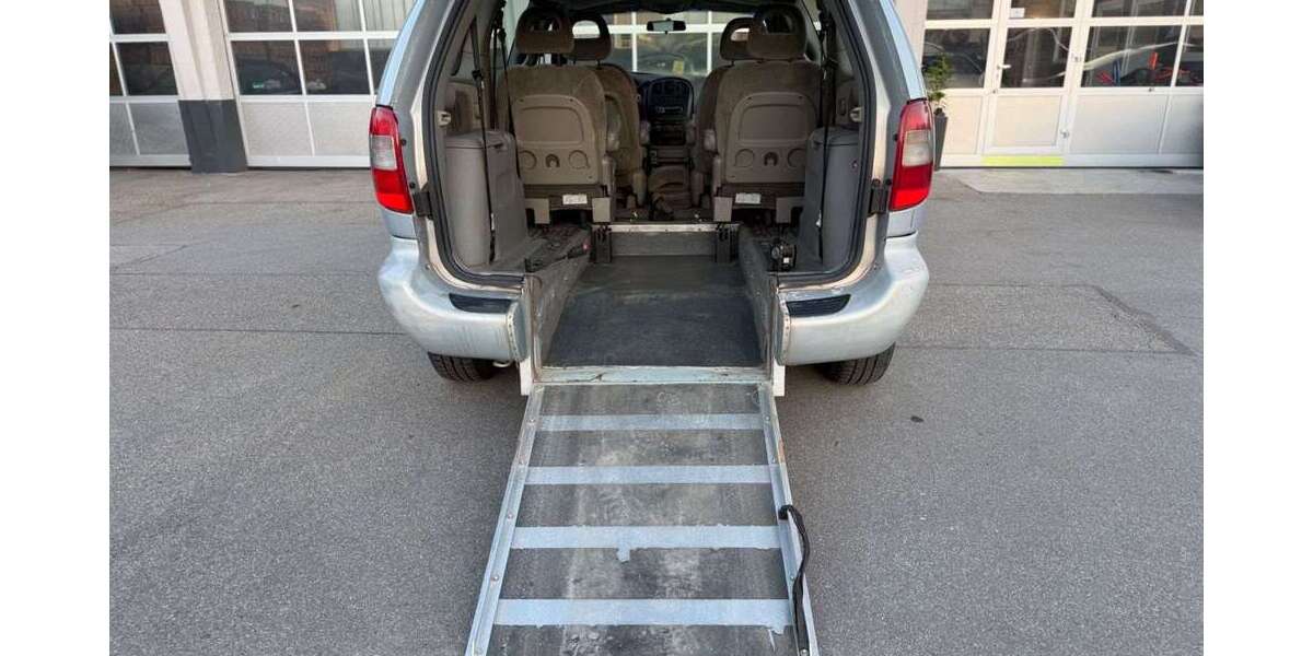 Chrysler Grand Voyager 159.800 km 2.911 &euro; Fellbach 70734