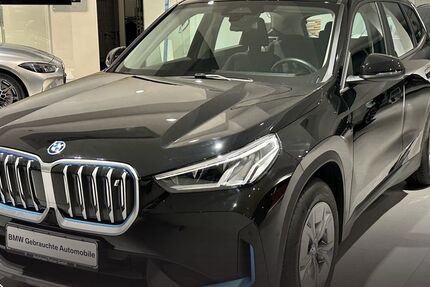 BMW iX1 24.540 km 34.590 &euro; Kuchen 73329