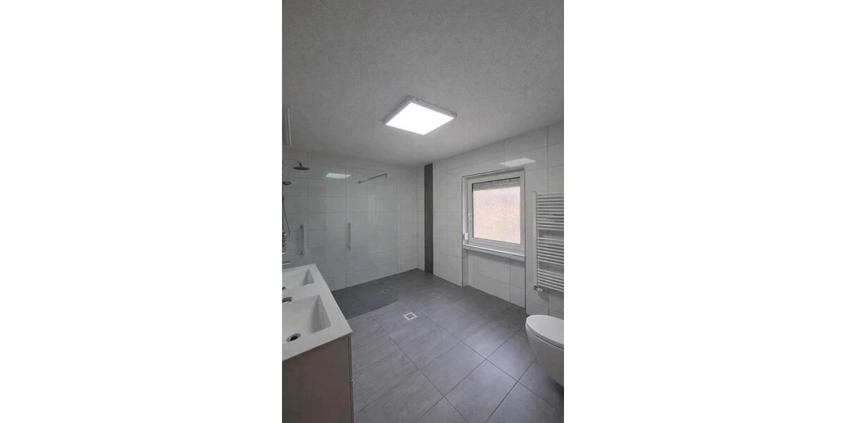 Reihenhaus Schwäbisch Gmünd - 7 Zimmer, 139 m&sup2;, 1.500&euro; | Angebot:26618242