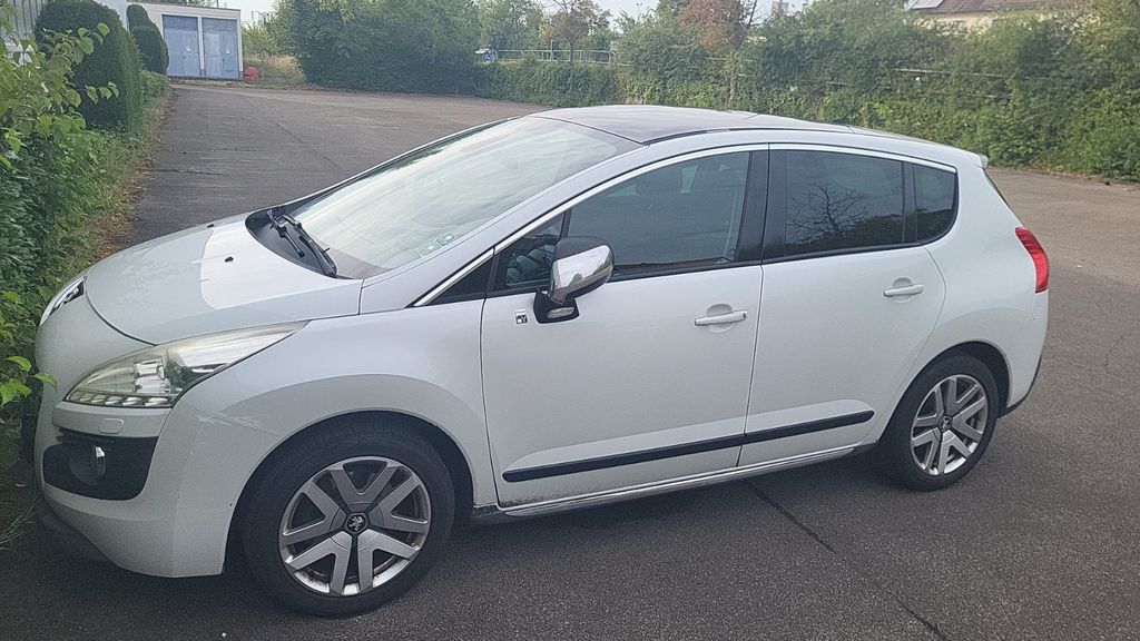 Peugeot 3008 253.000 km 5.200 &euro; Nürtingen 72622