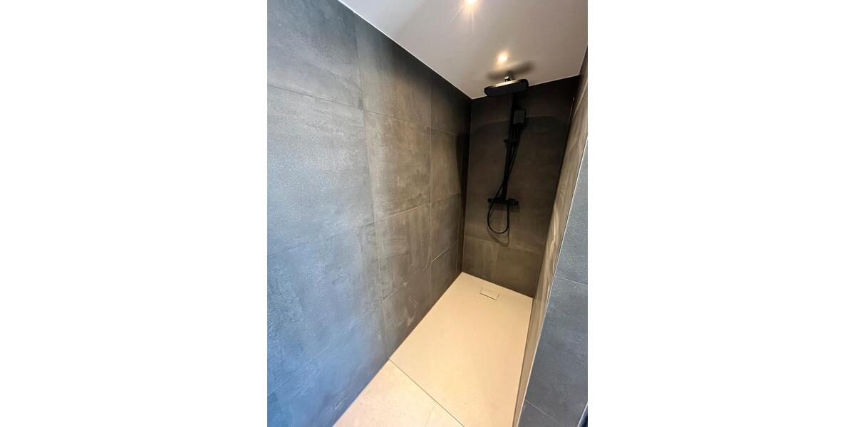 Etagenwohnung Nellingen - 3 Zimmer, 120 m&sup2;, 1.370&euro; | Angebot:25219823