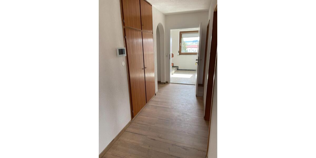 Etagenwohnung Lonsee - 3 Zimmer, 73 m&sup2;, 840&euro; | Angebot:25965658