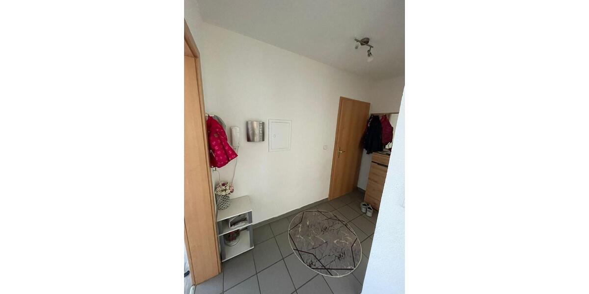 Erdgeschoßwohnung Mutlangen - 4 Zimmer, 95 m&sup2;, 1.050&euro; | Angebot:25632688