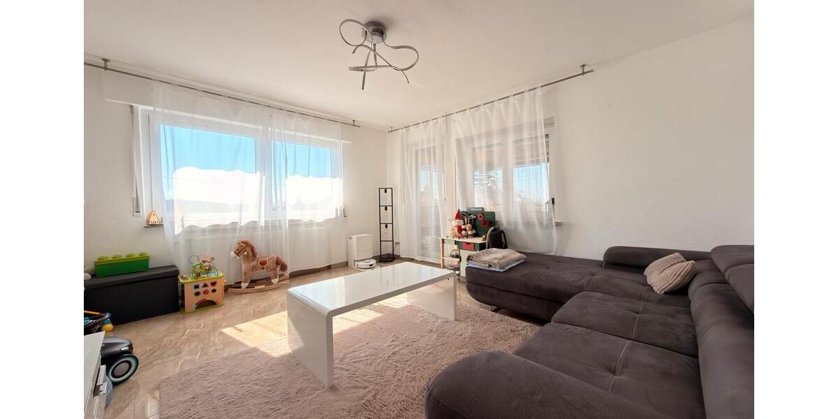 Etagenwohnung Weinstadt - 3.5 Zimmer, 82 m&sup2;, 299.000&euro; | Angebot:26019888