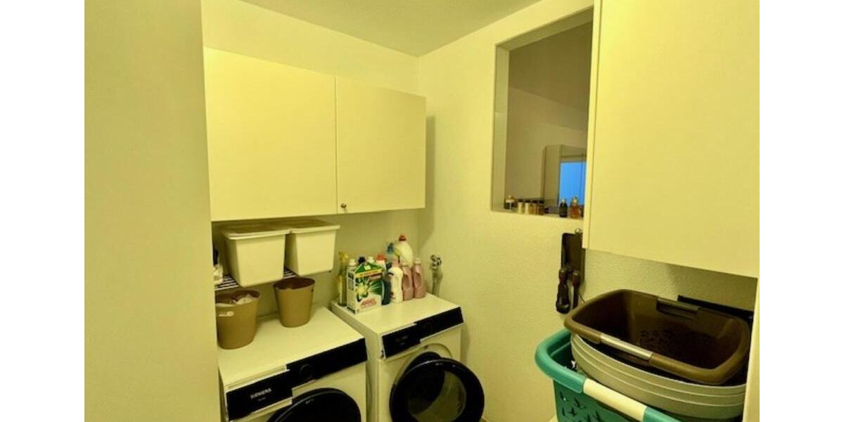 Reihenhaus Weinstadt - 8.5 Zimmer, 247 m&sup2;, 1.120.000&euro; | Angebot:25612294