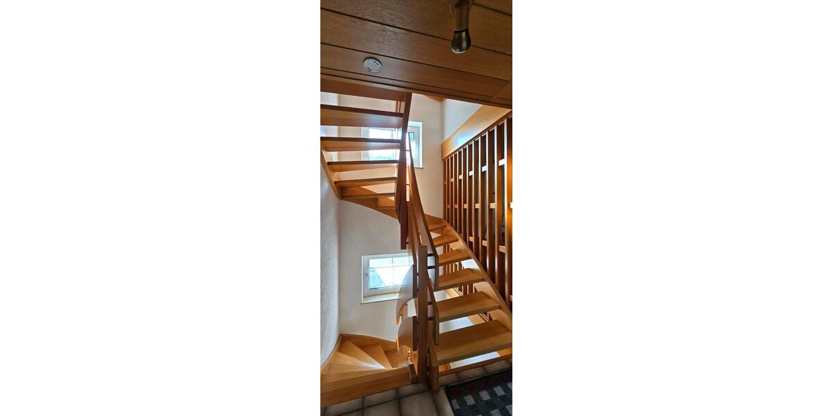 Reihenhaus Lenningen - 5 Zimmer, 120 m&sup2;, 1.210&euro; | Angebot:26137750