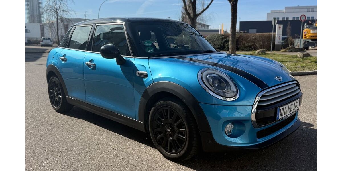 Mini Cooper 126.567 km 9.999 &euro; fellbach 70736