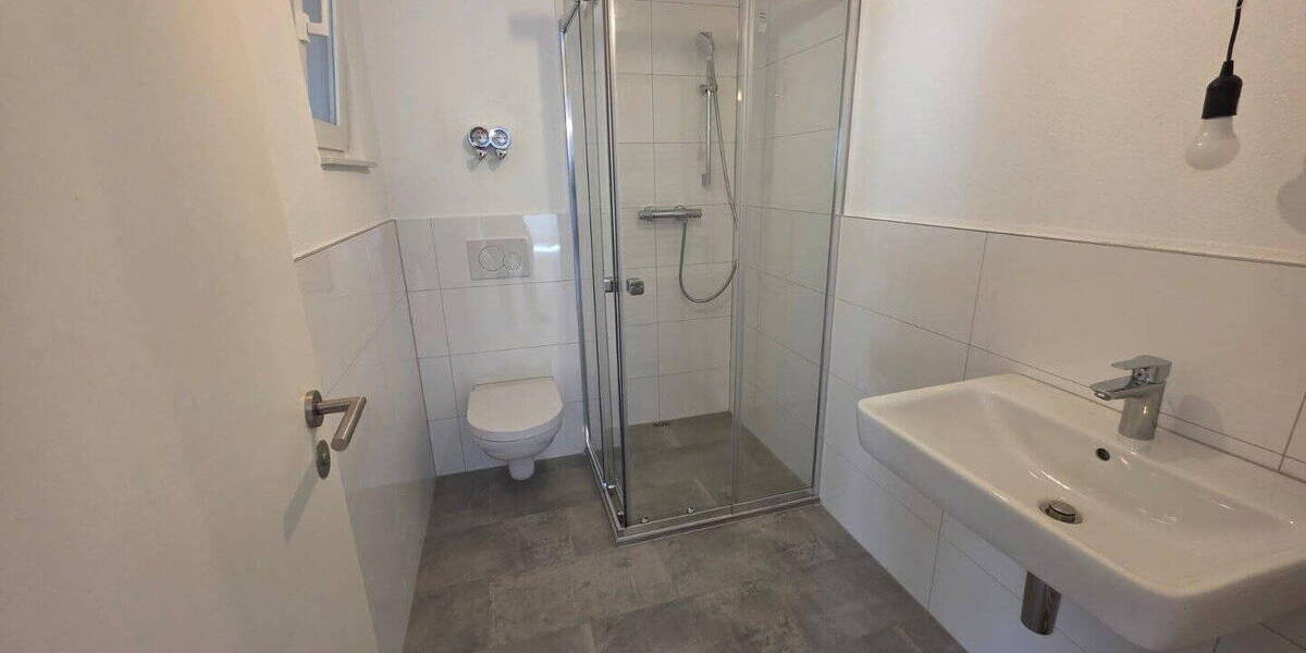 Doppelhaushälfte Nürtingen-Neckarhausen Neckarhausen - 8 Zimmer, 135 m&sup2;, 498.000&euro; | Angebot:25782132