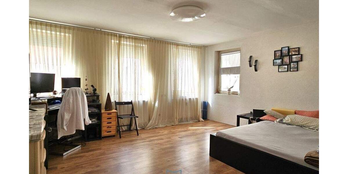 Mehrfamilienhaus, Wohnhaus Kirchheim unter Teck Kirchheim - 7 Zimmer, 208 m&sup2;, 685.000&euro; | Angebot:25677415