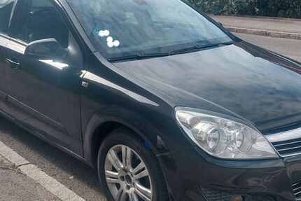 Opel Astra 212.000 km 2.299 &euro; Schwaikheim 71409