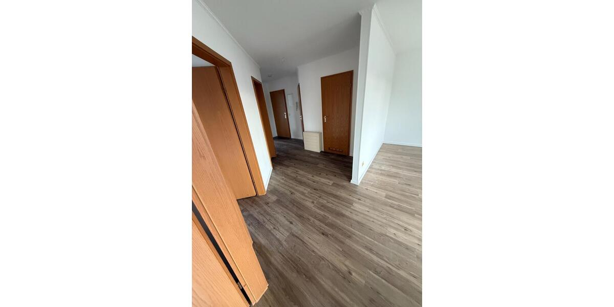 Etagenwohnung Eislingen (Fils) - 3.5 Zimmer, 81 m&sup2;, 1.050&euro; | Angebot:25100863