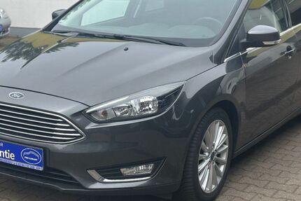Ford Focus 176.619 km 5.999 &euro; Kernen im Remstal 71394