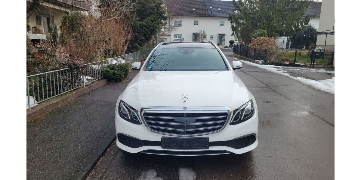 Mercedes-Benz E 220 206.900 km 18.800 &euro; Göppingen 73037