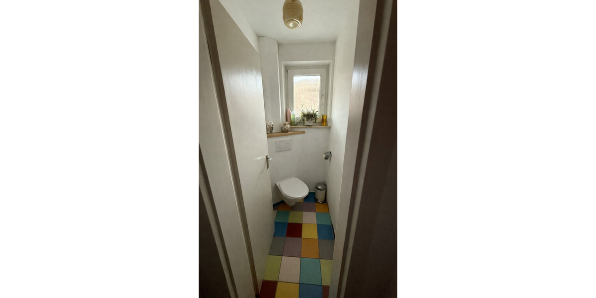 Doppelhaushälfte Wiesensteig - 7 Zimmer, 134 m&sup2;, 419.000&euro; | Angebot:25692829