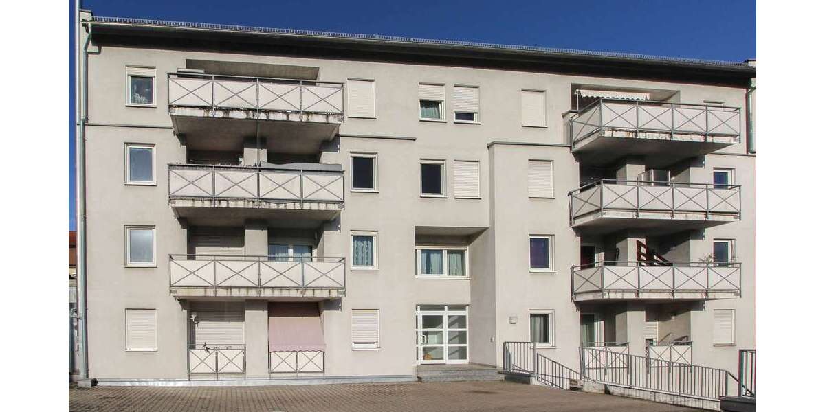 Etagenwohnung Esslingen am Neckar Brühl - 1.5 Zimmer, 32 m&sup2;, 130.000&euro; | Angebot:27261577