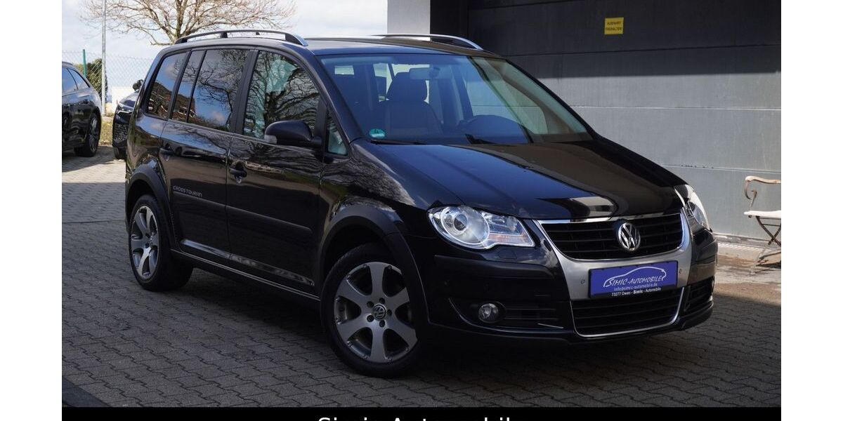 VW Touran 88.000 km 8.650 &euro; Owen 73277