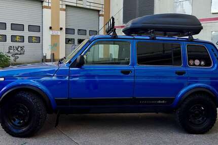 Lada 4x4 49.000 km 15.900 &euro; Uhingen, Stadt 73066