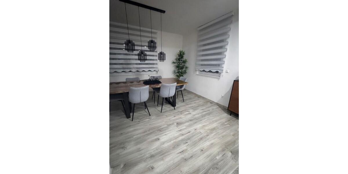 Mehrfamilienhaus, Wohnhaus Wiesensteig - 8 Zimmer, 177 m&sup2;, 378.000&euro; | Angebot:25658581