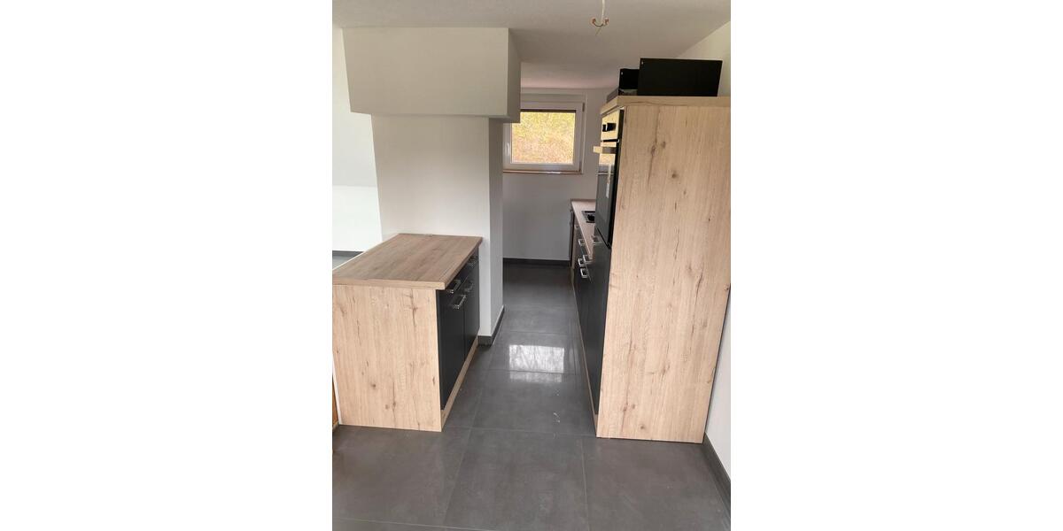 Dachgeschoßwohnung Schwäbisch Gmünd Bargau - 2.5 Zimmer, 90 m&sup2;, 1.200&euro; | Angebot:26039078