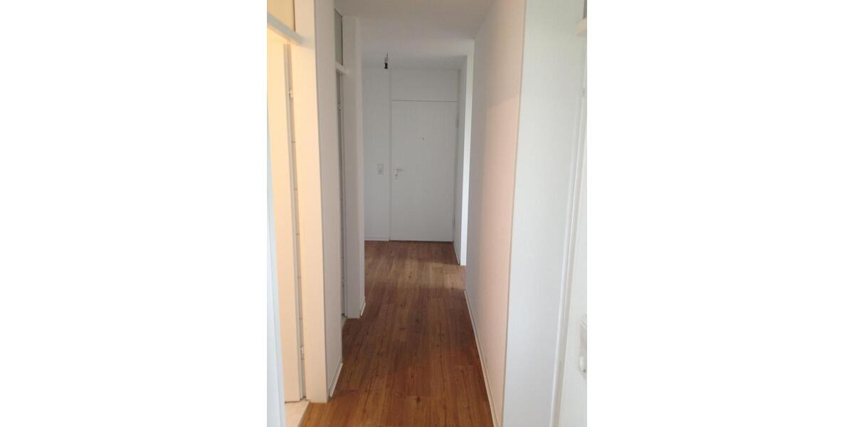 Etagenwohnung Esslingen am Neckar Pliensauvorstadt - 3 Zimmer, 99 m&sup2;, 1.182&euro; | Angebot:26006802