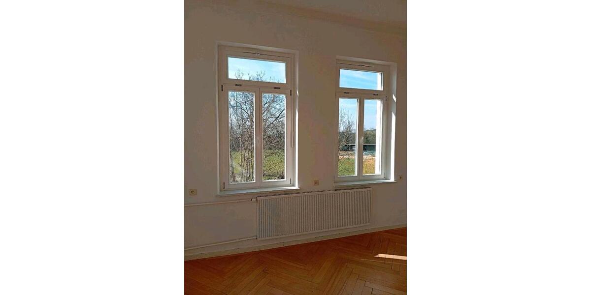 Etagenwohnung Mutlangen - 4 Zimmer, 120 m&sup2;, 900&euro; | Angebot:25942707