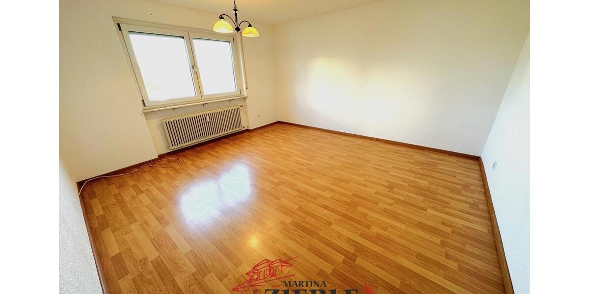 Etagenwohnung Eislingen (Fils) - 4.5 Zimmer, 104 m&sup2;, 1.090&euro; | Angebot:25720469