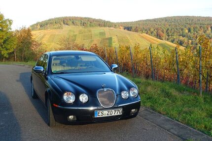 Jaguar S-Type 98.500 km 13.000 &euro; ESSLINGEN AM NECKAR 73730