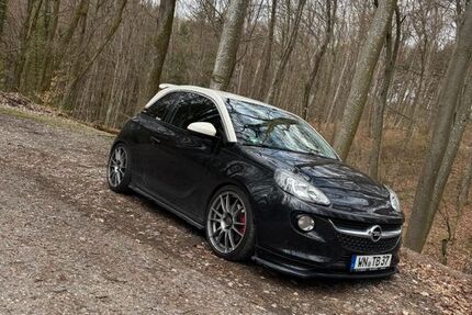 Opel Adam 112.000 km 7.900 &euro; Leutenbach 71397