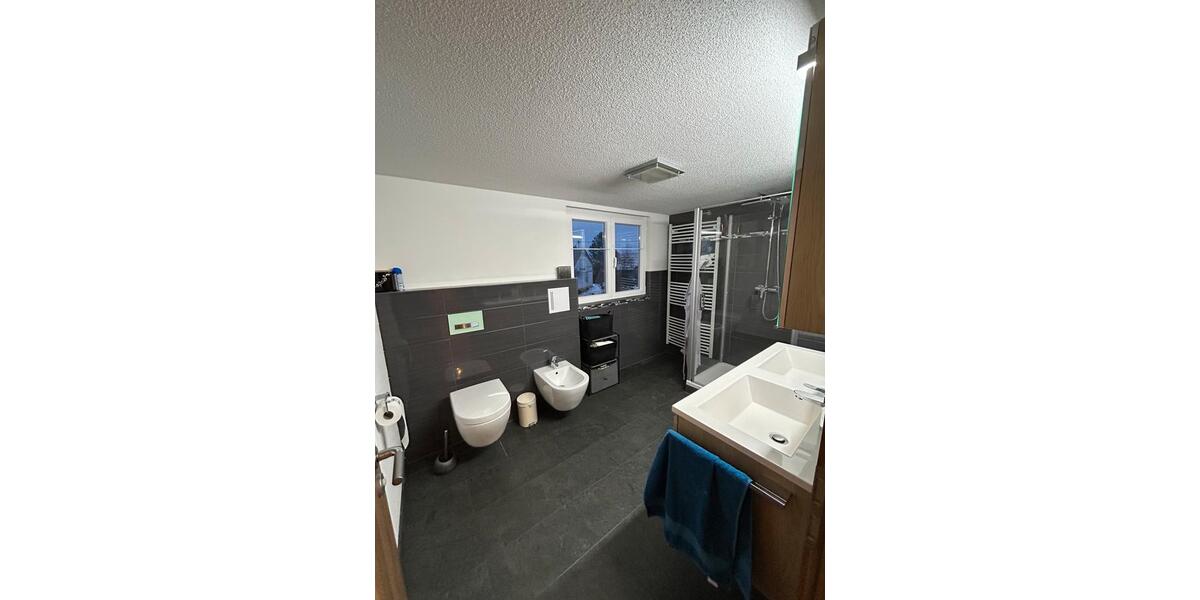 Doppelhaushälfte Laichingen - 5 Zimmer, 130 m&sup2;, 450.000&euro; | Angebot:24479377