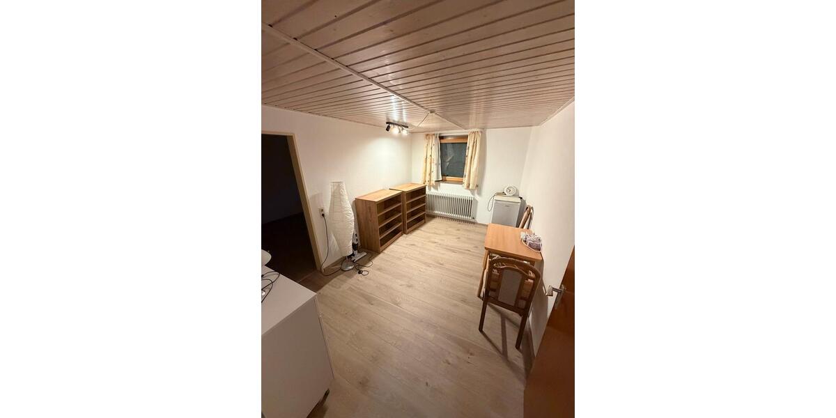 Einfamilienhaus Dettingen an der Erms - 4 Zimmer, 114 m&sup2;, 1.500&euro; | Angebot:27620230