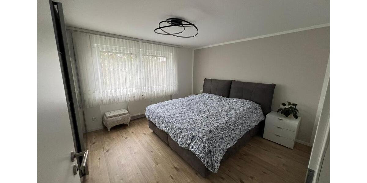Etagenwohnung Nürtingen - 3 Zimmer, 83 m&sup2;, 1.200&euro; | Angebot:26023484