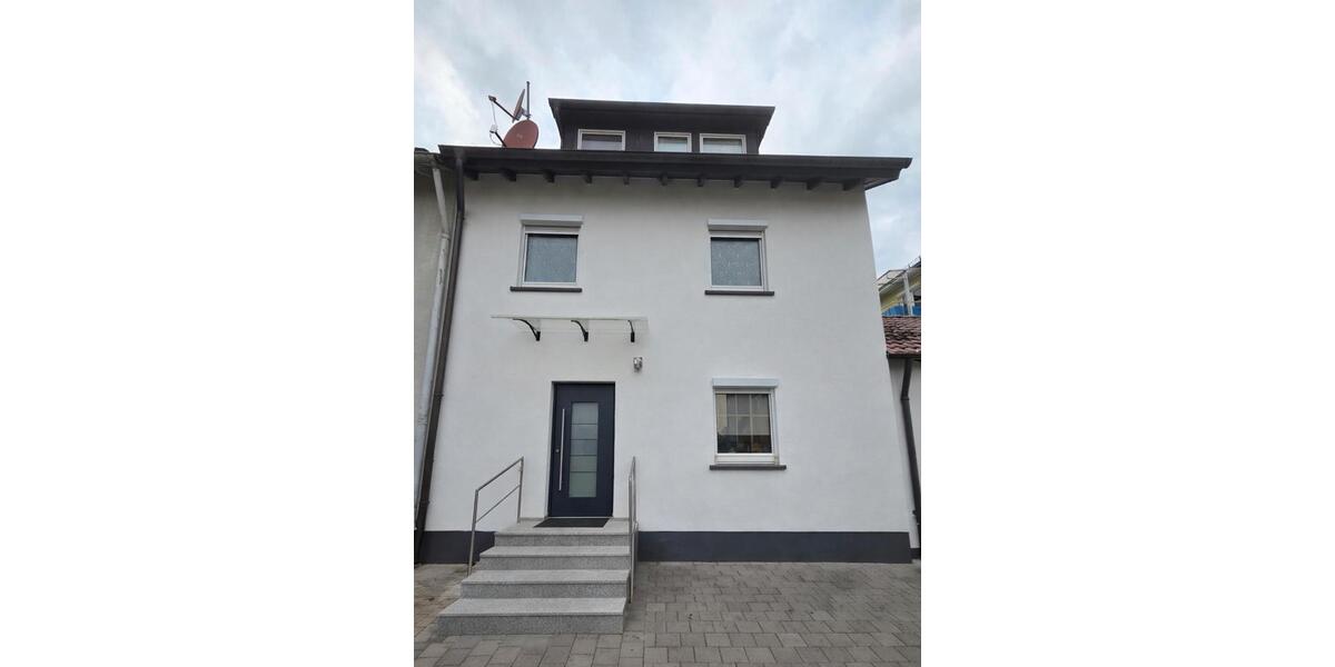 Reihenhaus Schwäbisch Gmünd - 7 Zimmer, 139 m&sup2;, 415.000&euro; | Angebot:26819854