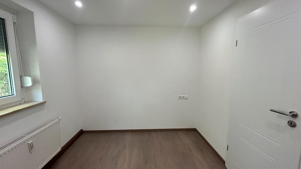 Etagenwohnung Dettingen unter Teck - 3 Zimmer, 60 m&sup2;, 1.180&euro; | Angebot:26671477