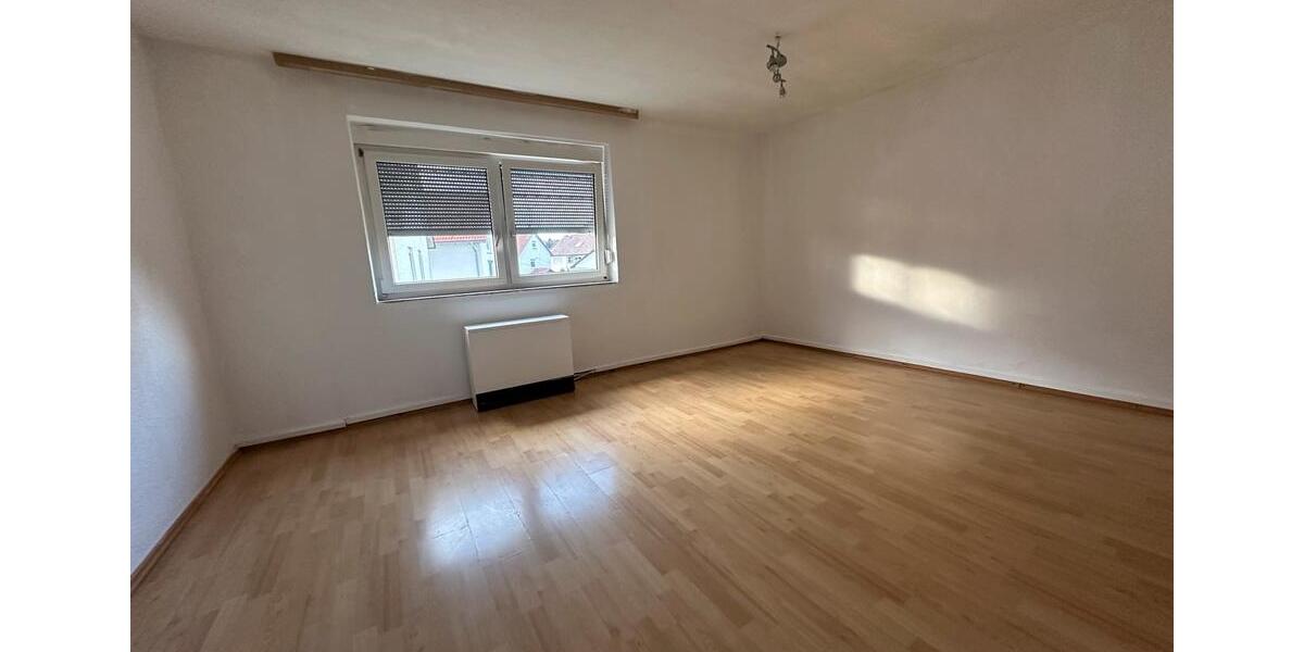 Etagenwohnung Lonsee - 4 Zimmer, 85 m&sup2;, 850&euro; | Angebot:25446983