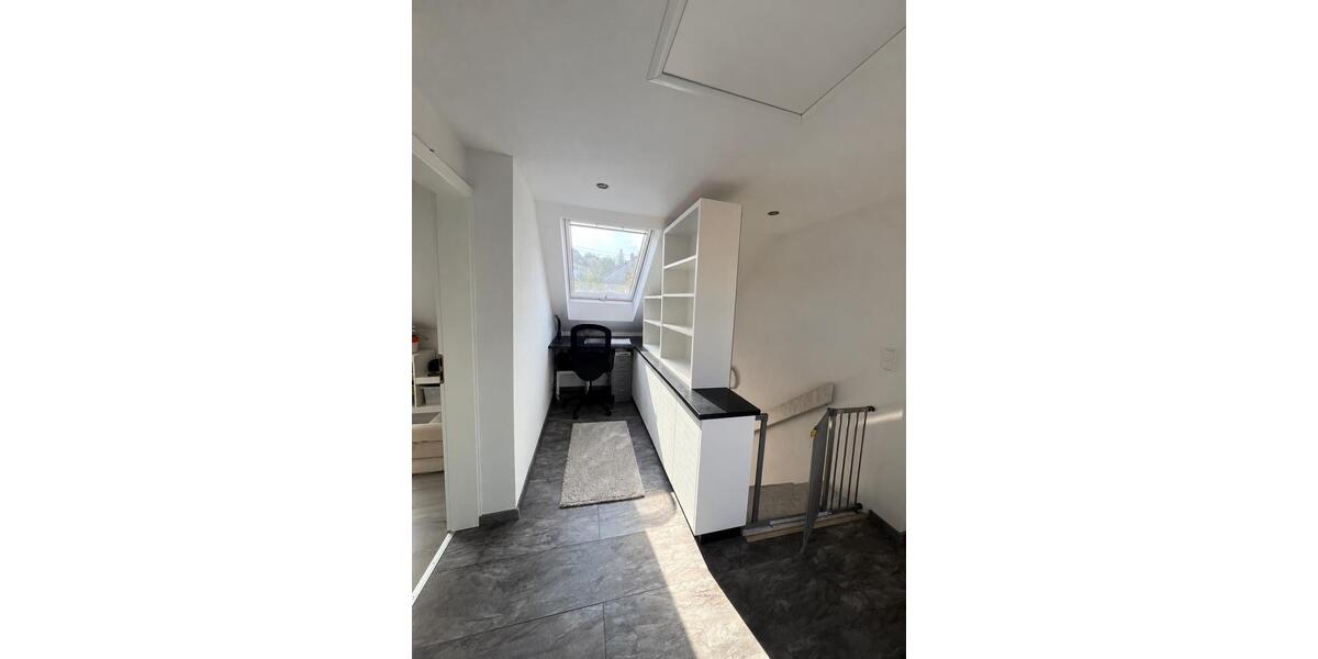 Doppelhaushälfte Schwaikheim - 8 Zimmer, 160 m&sup2;, 669.000&euro; | Angebot:27598082