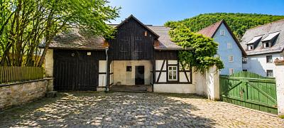HISTORISCHER FORSTHOF: STEUERVORTEIL BEI SANIERUNG - Gewerbeobjekt Wiesensteig | Angebot:26966145
