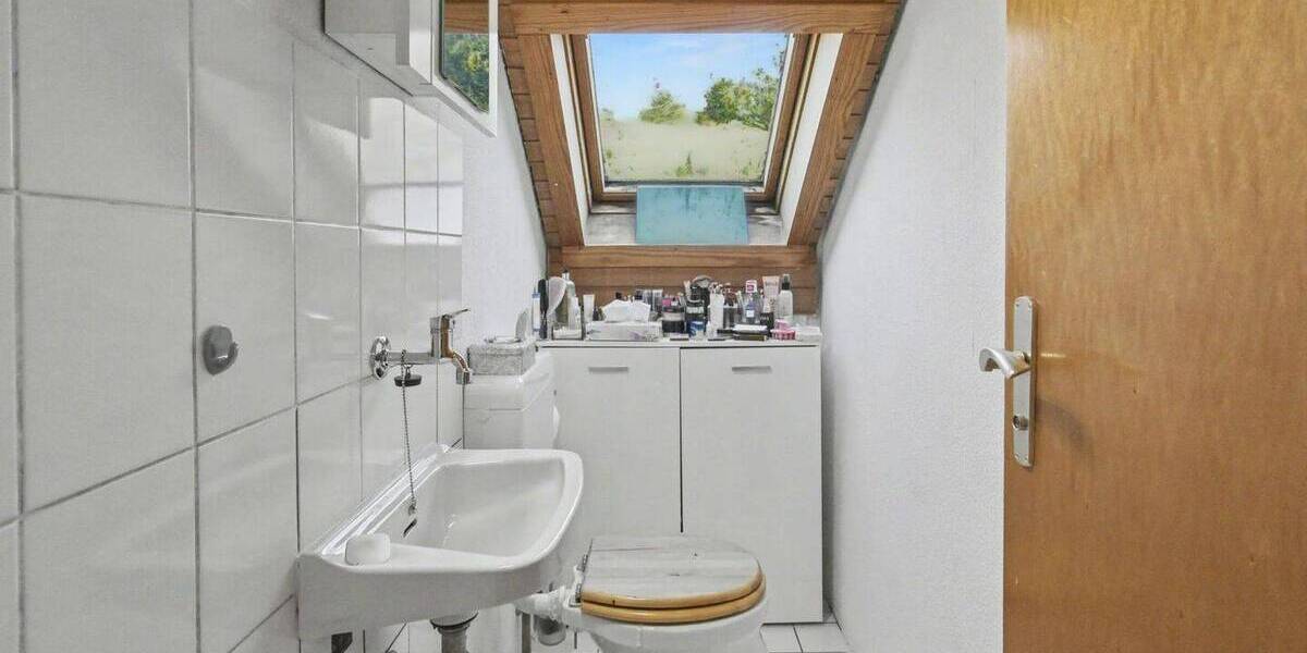 Einfamilienhaus Uhingen Baiereck - 6 Zimmer, 147 m&sup2;, 320.000&euro; | Angebot:25938962