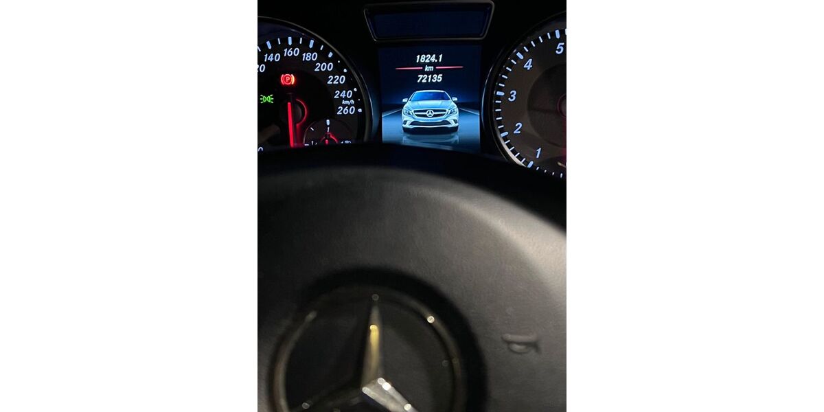 Mercedes-Benz CLA 200 Shooting Brake 73.000 km 16.150 &euro; Reichenbach 73262