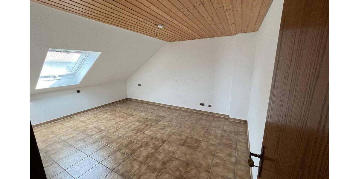Mehrfamilienhaus, Wohnhaus Schwaikheim - 1 Zimmer, 300 m&sup2;, 1.350.000&euro; | Angebot:26695012