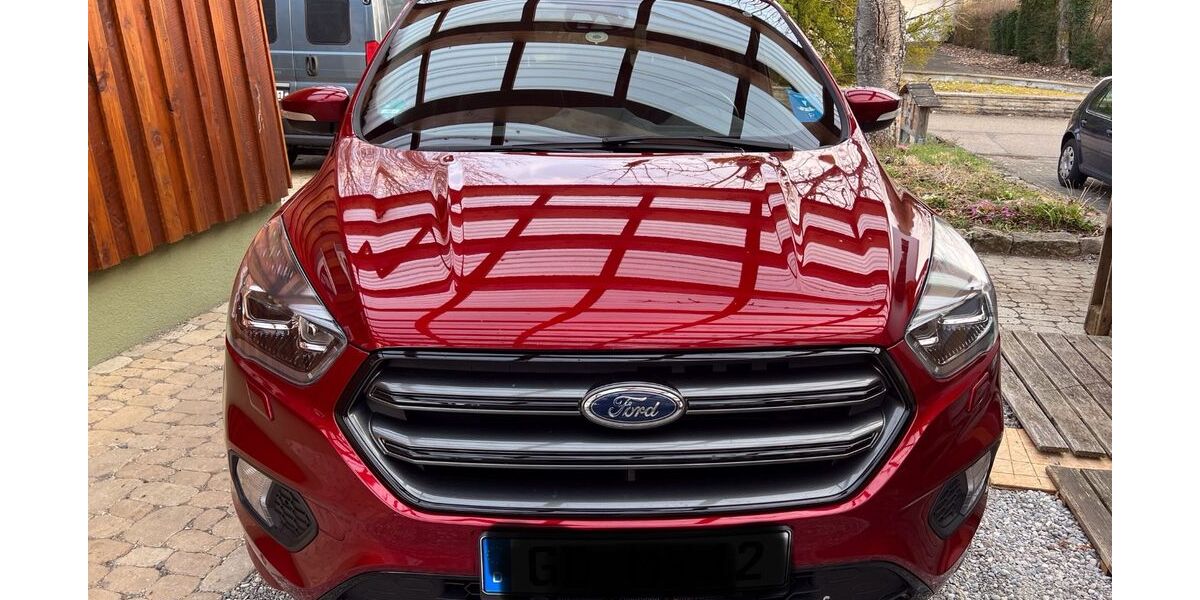 Ford Kuga 122.000 km 14.999 &euro; Mutlangen 73557