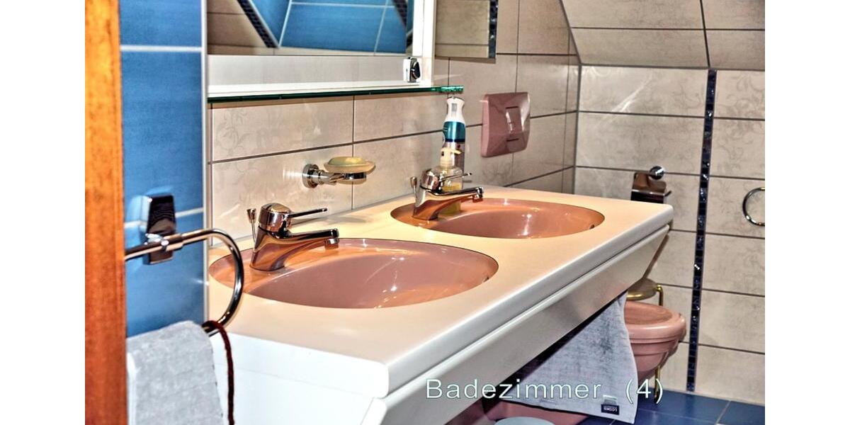 Dachgeschoßwohnung Schwäbisch Gmünd - 2.5 Zimmer, 85 m&sup2;, 890&euro; | Angebot:23423757