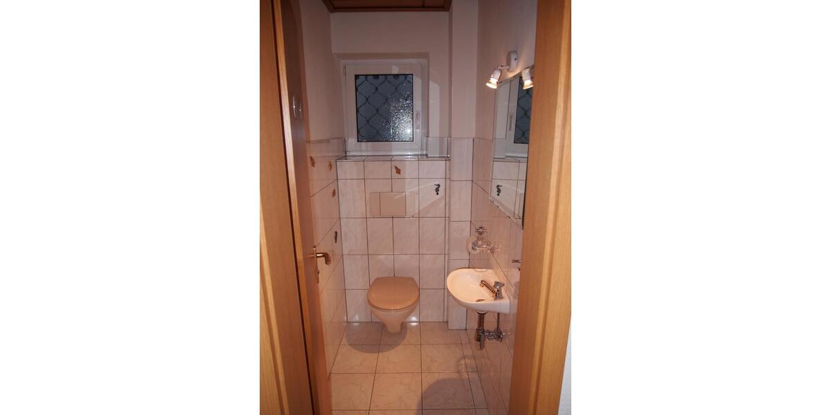 Erdgeschoßwohnung Göppingen - 3 Zimmer, 77 m&sup2;, 700&euro; | Angebot:26023509