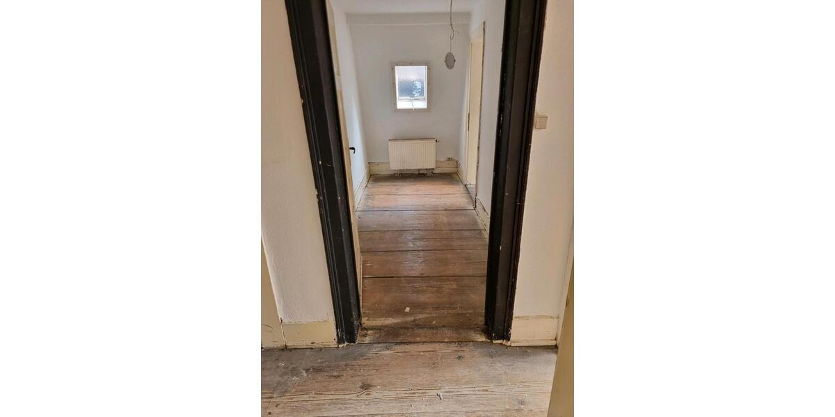 Dachgeschoßwohnung Schwäbisch Gmünd - 4 Zimmer, 120 m&sup2;, 900&euro; | Angebot:25963142