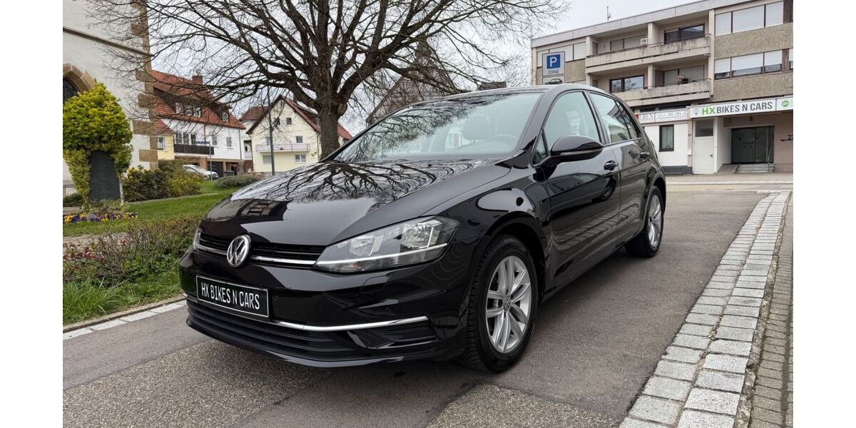 VW Golf 104.000 km 11.490 &euro; Aichwald 73773