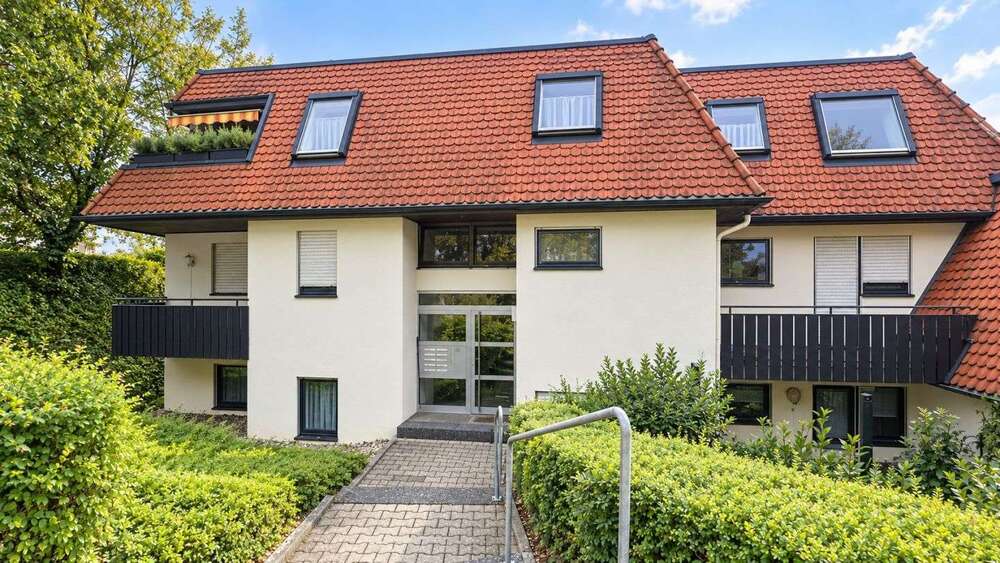Etagenwohnung Bad Urach - 3 Zimmer, 72 m&sup2;, 199.000&euro; | Angebot:27487371