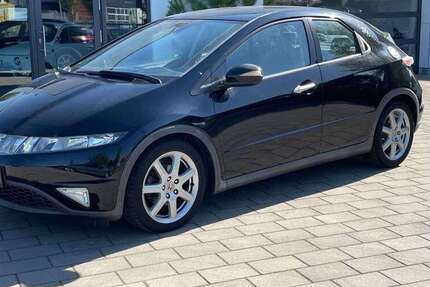 Honda Civic 77.350 km 7.999 &euro; Urbach 73660