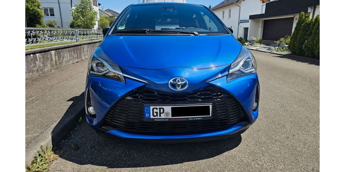 Toyota Yaris 60.951 km 13.500 &euro; Uhingen 73066