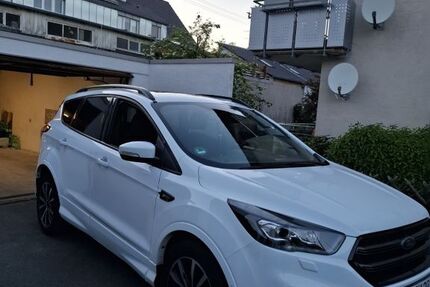 Ford Kuga 77.500 km 22.490 &euro; Fellbach 70734