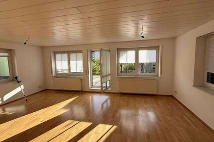 Wohnung Neuhausen - 2 Zimmer, 78 m&sup2;, 880&euro; | Angebot:27625713
