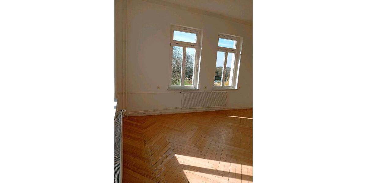 Etagenwohnung Mutlangen - 4 Zimmer, 120 m&sup2;, 900&euro; | Angebot:25942707